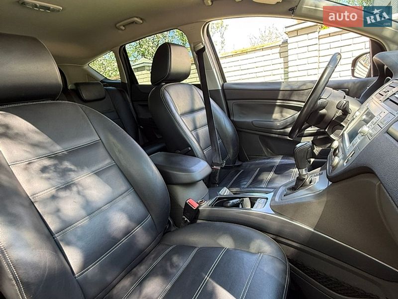 Позашляховик / Кросовер Ford Kuga 2011 в Житомирі