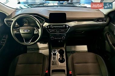 Внедорожник / Кроссовер Ford Kuga 2020 в Львове