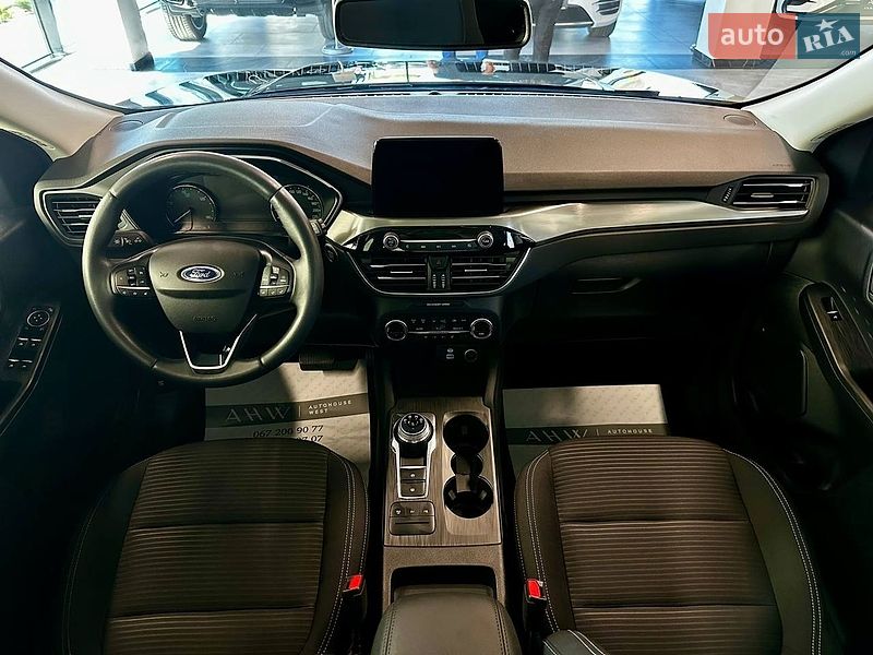 Внедорожник / Кроссовер Ford Kuga 2020 в Львове