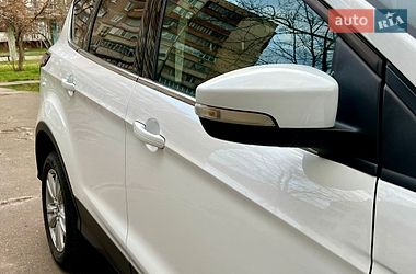Внедорожник / Кроссовер Ford Kuga 2016 в Киеве