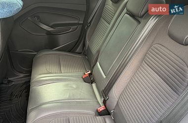 Позашляховик / Кросовер Ford Kuga 2019 в Дніпрі