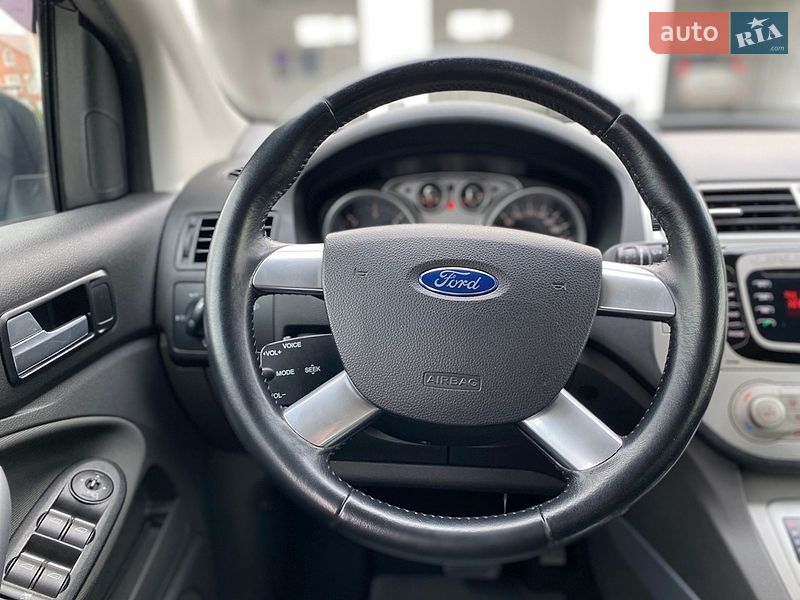 Внедорожник / Кроссовер Ford Kuga 2012 в Виннице