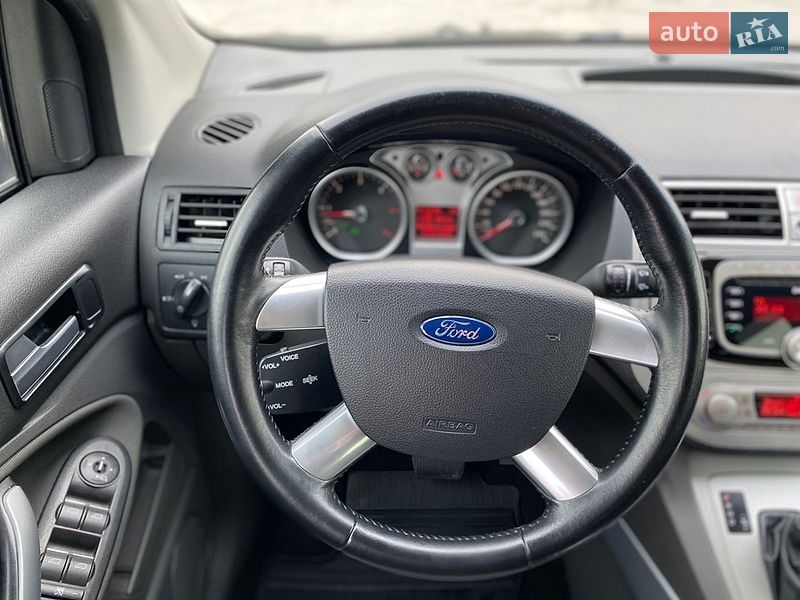 Внедорожник / Кроссовер Ford Kuga 2012 в Виннице