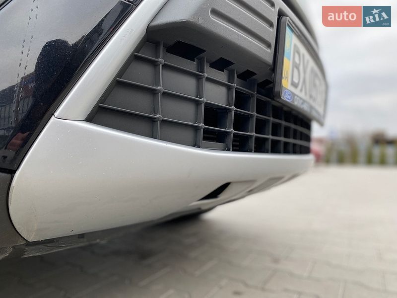 Внедорожник / Кроссовер Ford Kuga 2012 в Виннице