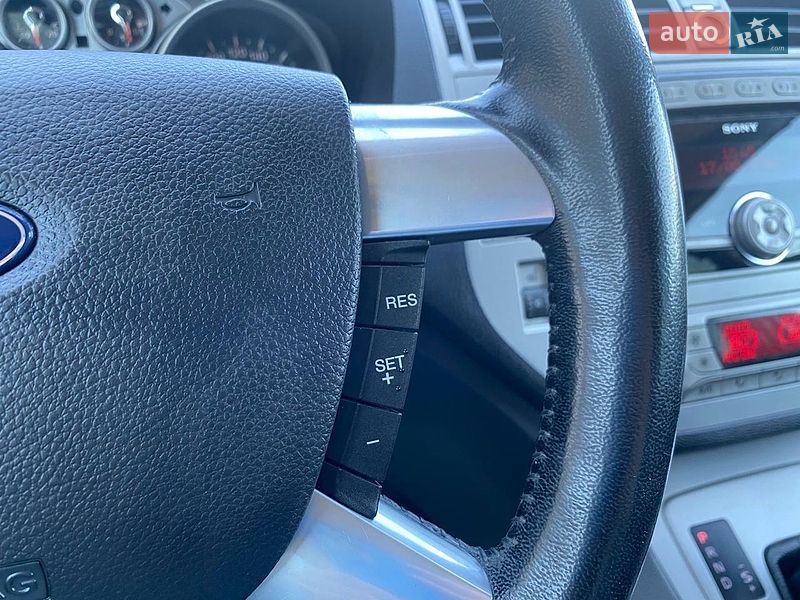 Внедорожник / Кроссовер Ford Kuga 2012 в Житомире