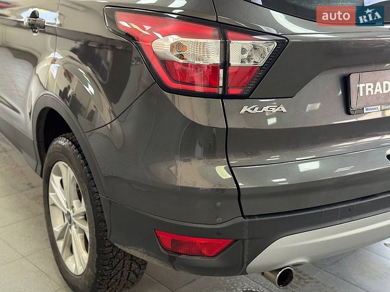 Внедорожник / Кроссовер Ford Kuga 2019 в Киеве
