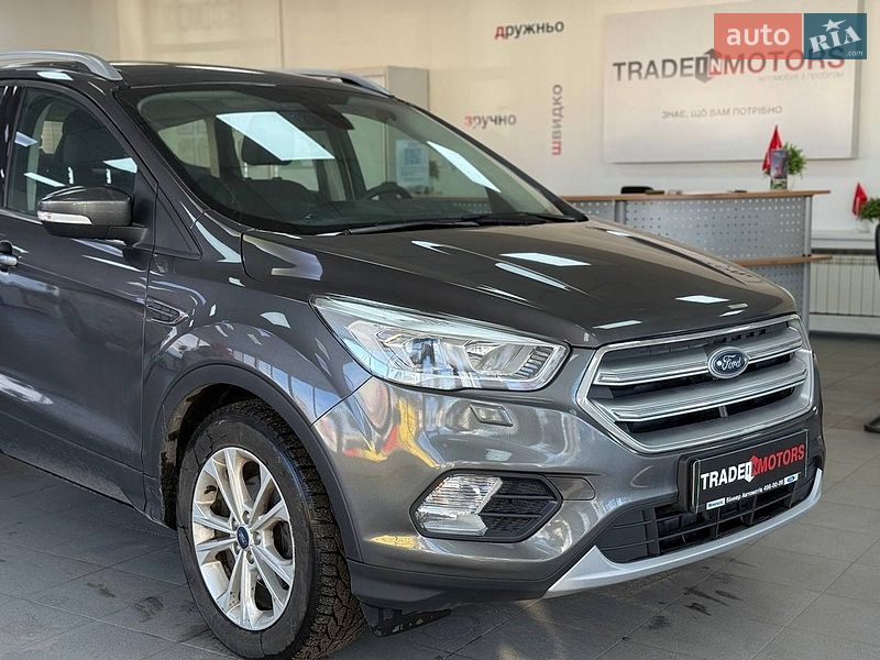 Внедорожник / Кроссовер Ford Kuga 2019 в Киеве