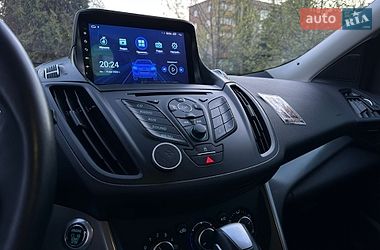 Позашляховик / Кросовер Ford Kuga 2015 в Чернігові