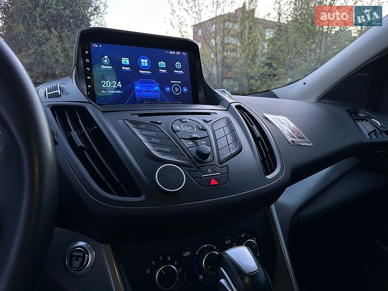 Позашляховик / Кросовер Ford Kuga 2015 в Чернігові