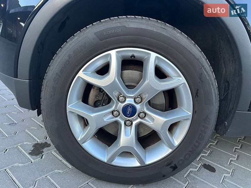 Внедорожник / Кроссовер Ford Kuga 2012 в Луцке