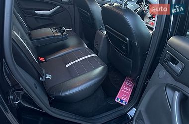 Внедорожник / Кроссовер Ford Kuga 2012 в Луцке