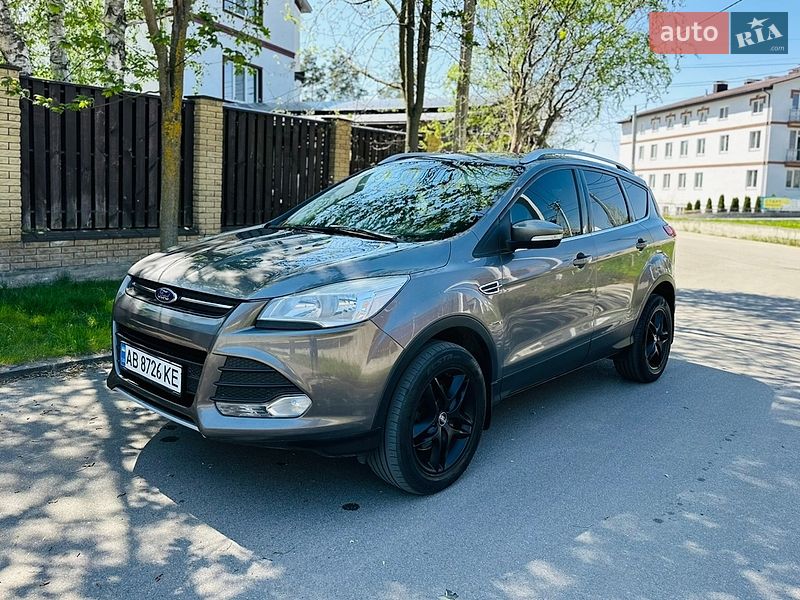 Внедорожник / Кроссовер Ford Kuga 2013 в Киеве