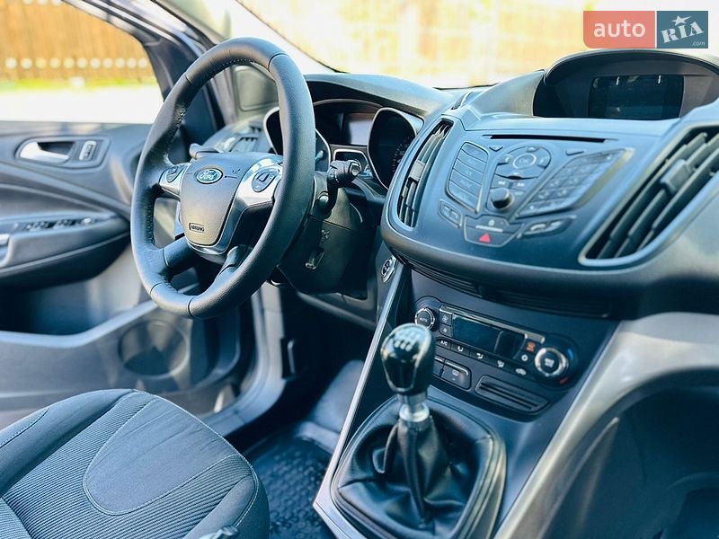Внедорожник / Кроссовер Ford Kuga 2013 в Киеве
