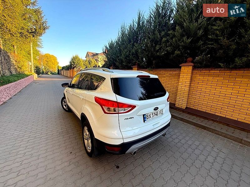 Внедорожник / Кроссовер Ford Kuga 2013 в Хмельницком