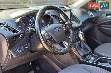 Внедорожник / Кроссовер Ford Kuga 2019 в Днепре