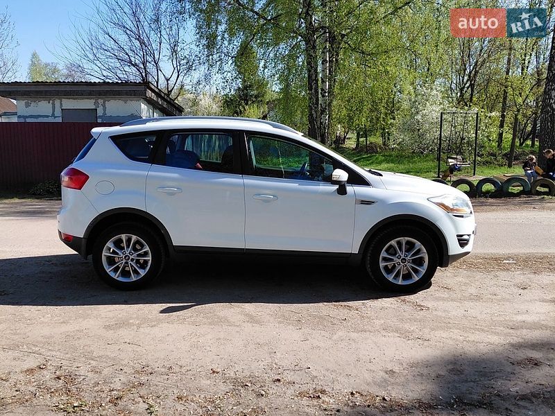 Позашляховик / Кросовер Ford Kuga 2012 в Ніжині