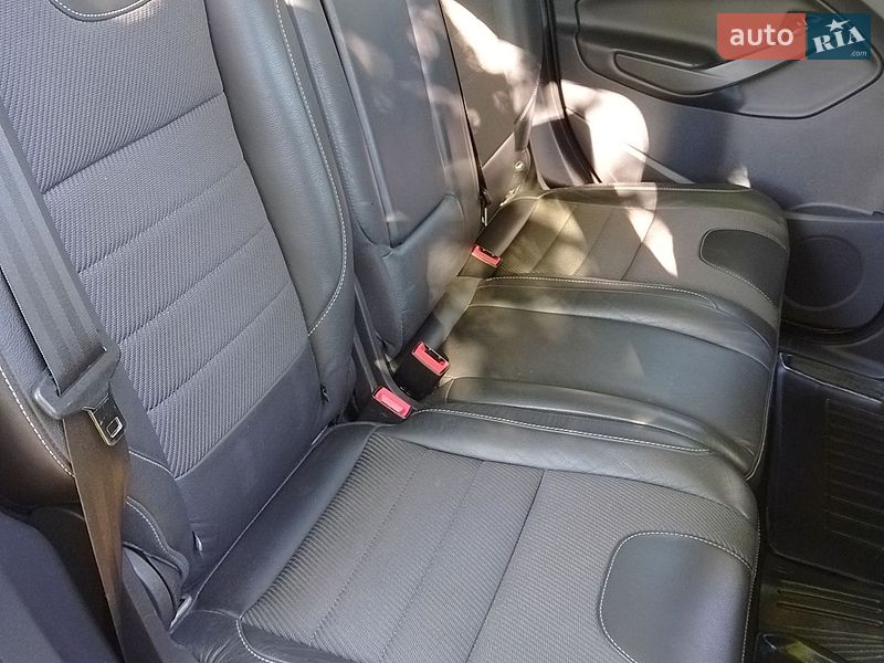 Внедорожник / Кроссовер Ford Kuga 2016 в Каменке