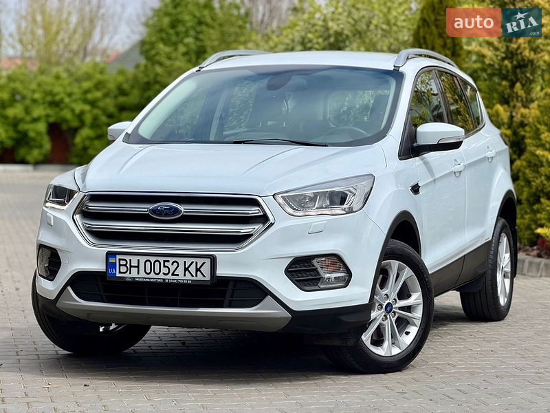 Внедорожник / Кроссовер Ford Kuga 2019 в Одессе