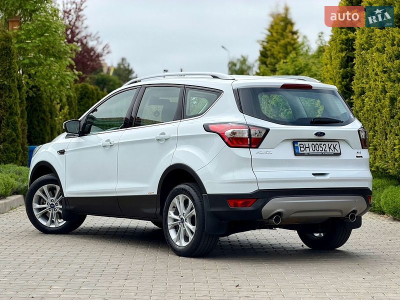 Внедорожник / Кроссовер Ford Kuga 2019 в Одессе