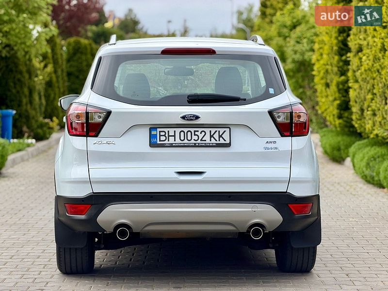 Внедорожник / Кроссовер Ford Kuga 2019 в Одессе
