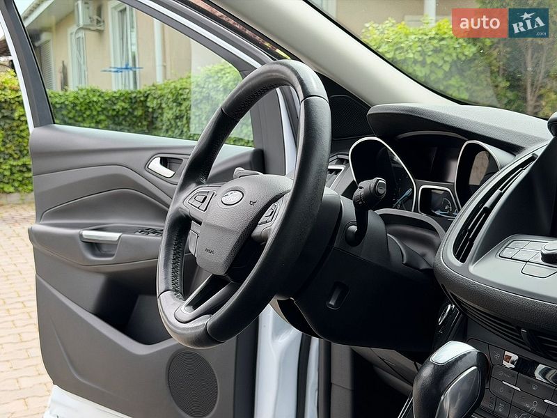 Внедорожник / Кроссовер Ford Kuga 2019 в Одессе