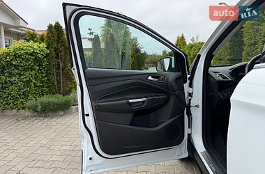 Внедорожник / Кроссовер Ford Kuga 2019 в Одессе
