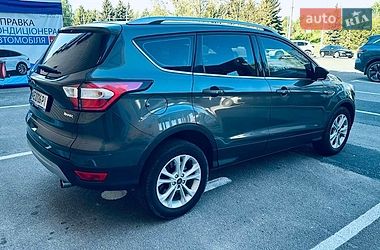 Внедорожник / Кроссовер Ford Kuga 2019 в Днепре