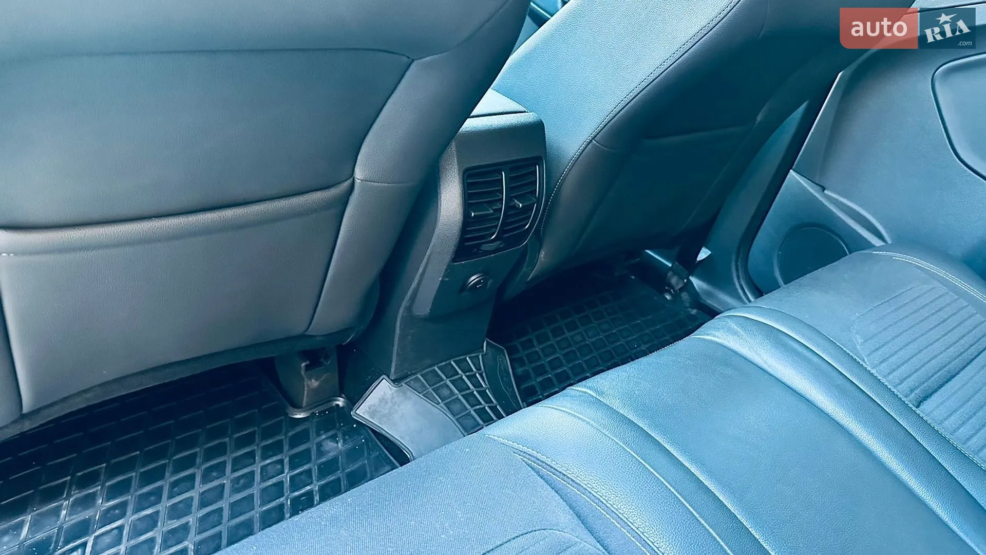 2019 Ford Kuga - мініатюра 18