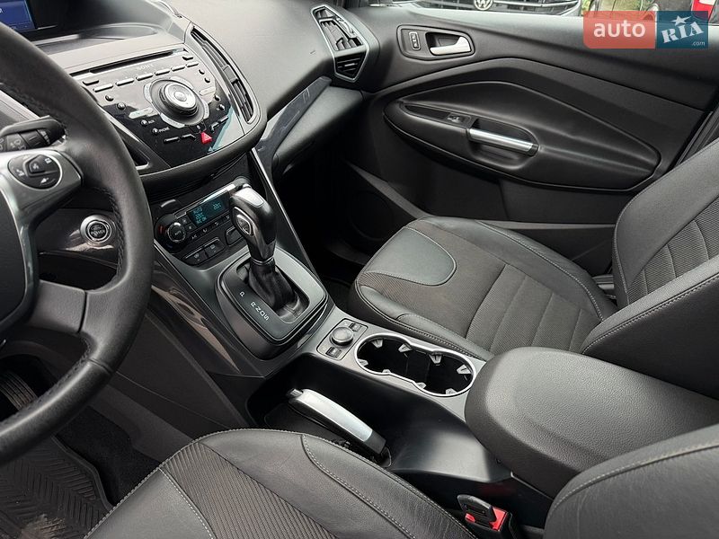 Внедорожник / Кроссовер Ford Kuga 2013 в Тернополе