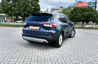 Позашляховик / Кросовер Ford Kuga 2021 в Кропивницькому