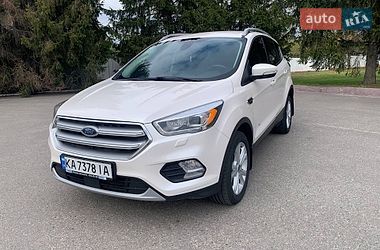 Позашляховик / Кросовер Ford Kuga 2017 в Білій Церкві