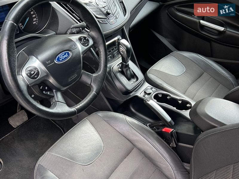 Позашляховик / Кросовер Ford Kuga 2013 в Львові