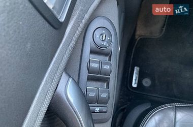 Позашляховик / Кросовер Ford Kuga 2012 в Києві