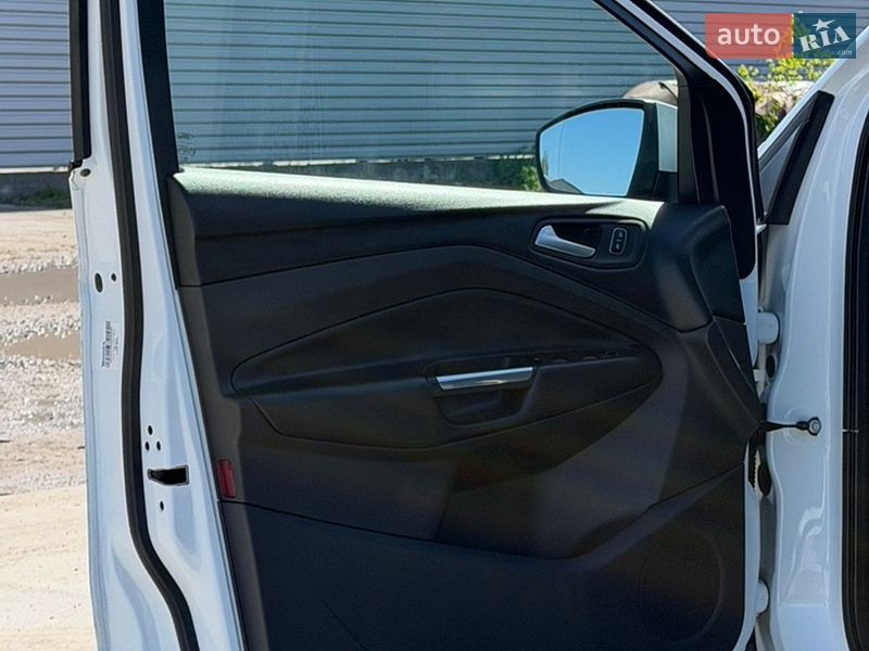 Внедорожник / Кроссовер Ford Kuga 2019 в Черкассах