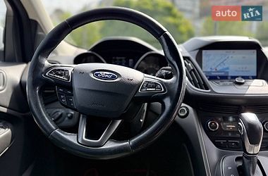 Позашляховик / Кросовер Ford Kuga 2019 в Кропивницькому