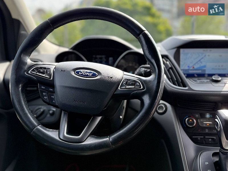 Позашляховик / Кросовер Ford Kuga 2019 в Кропивницькому