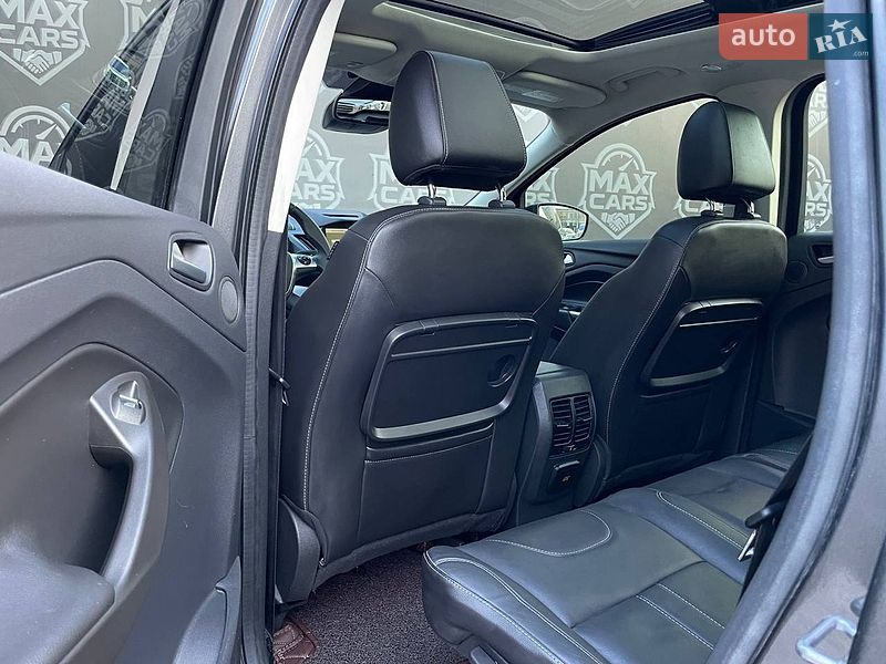 Внедорожник / Кроссовер Ford Kuga 2016 в Киеве