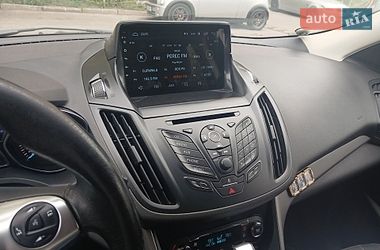 Позашляховик / Кросовер Ford Kuga 2013 в Києві