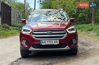 Внедорожник / Кроссовер Ford Kuga 2019 в Киеве
