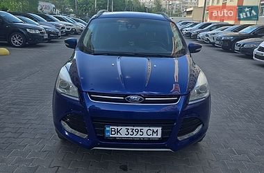Внедорожник / Кроссовер Ford Kuga 2014 в Хмельницком