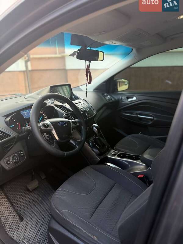 Позашляховик / Кросовер Ford Kuga 2014 в Івано-Франківську