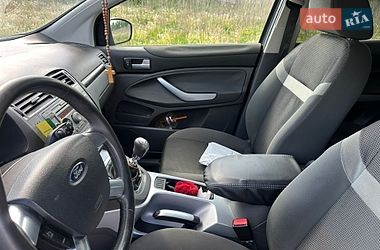 Позашляховик / Кросовер Ford Kuga 2011 в Радехові