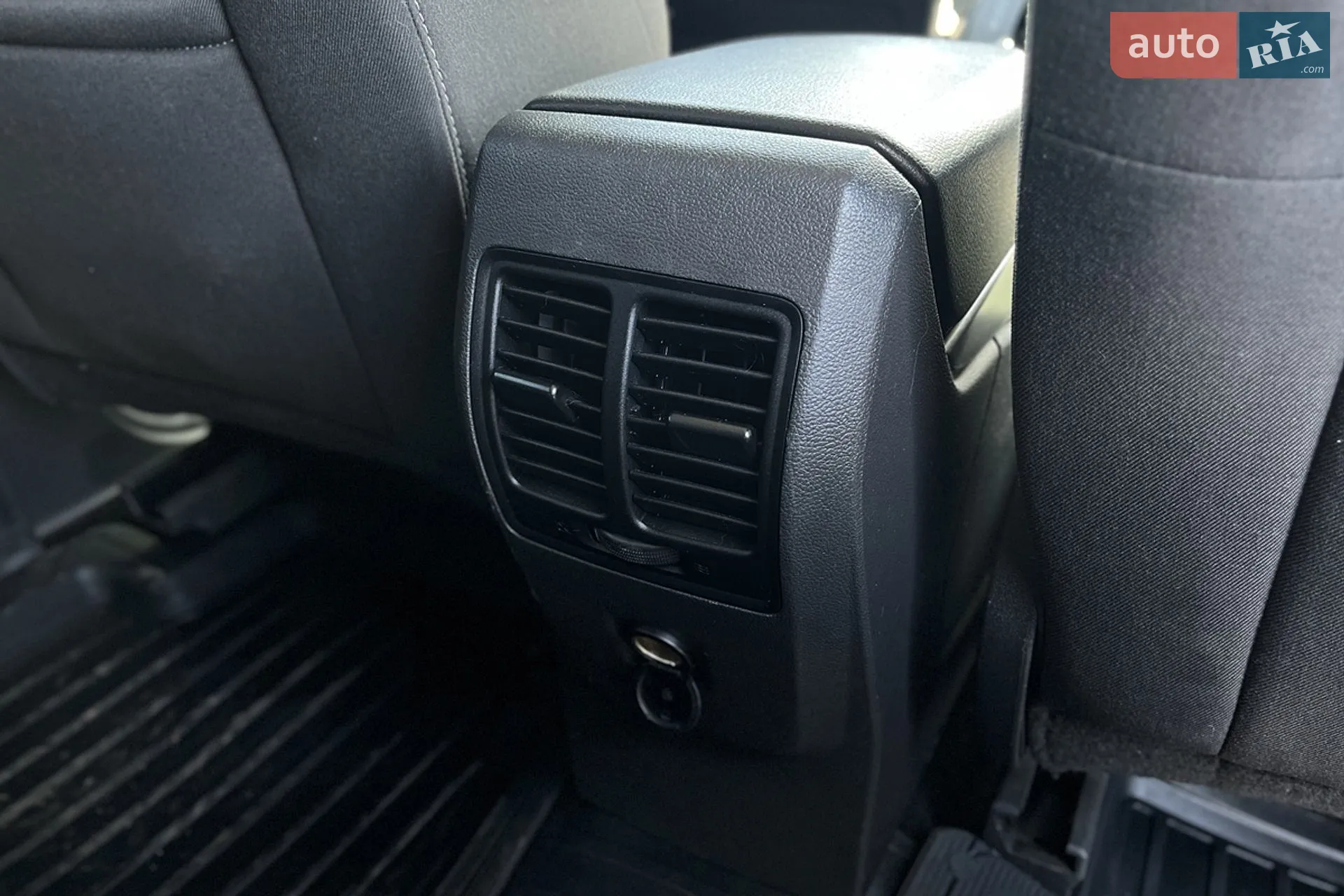 2014 Ford Kuga - мініатюра 18