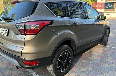 Внедорожник / Кроссовер Ford Kuga 2019 в Тернополе