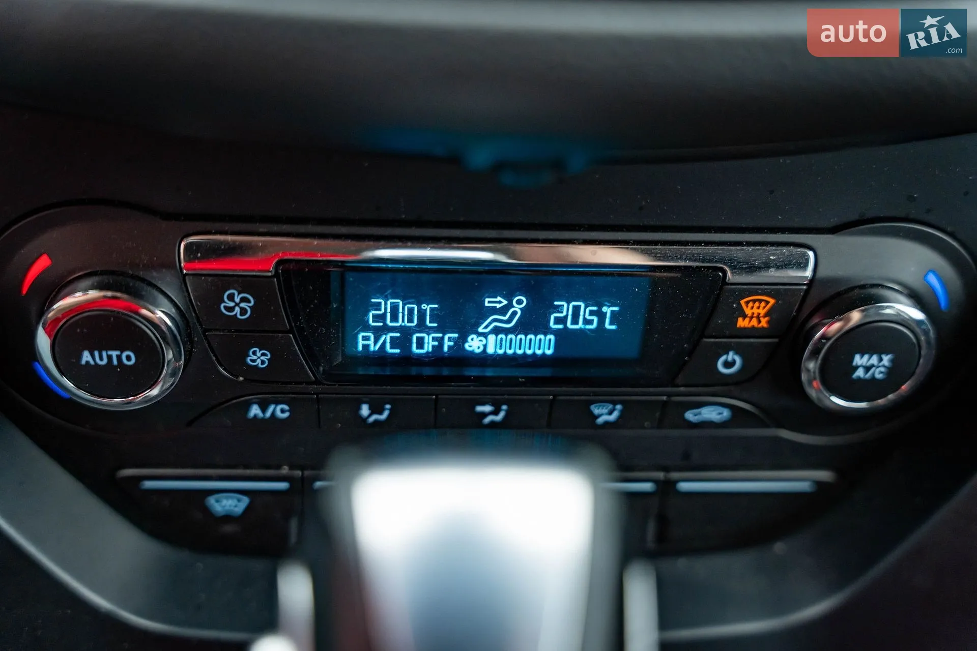 2016 Ford Kuga - мініатюра 18