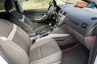 Позашляховик / Кросовер Ford Kuga 2012 в Дніпрі