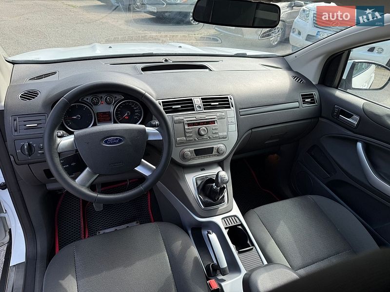 Позашляховик / Кросовер Ford Kuga 2012 в Дніпрі