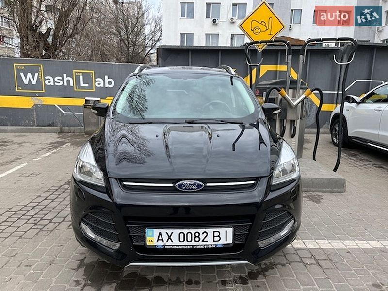 Внедорожник / Кроссовер Ford Kuga 2015 в Харькове