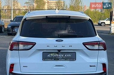 Позашляховик / Кросовер Ford Kuga 2022 в Києві