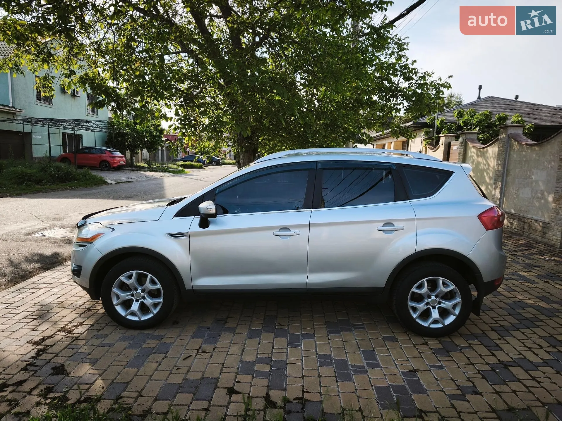 2010 Ford Kuga - мініатюра 3